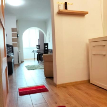 Regy Apartment Oradea Exterior foto