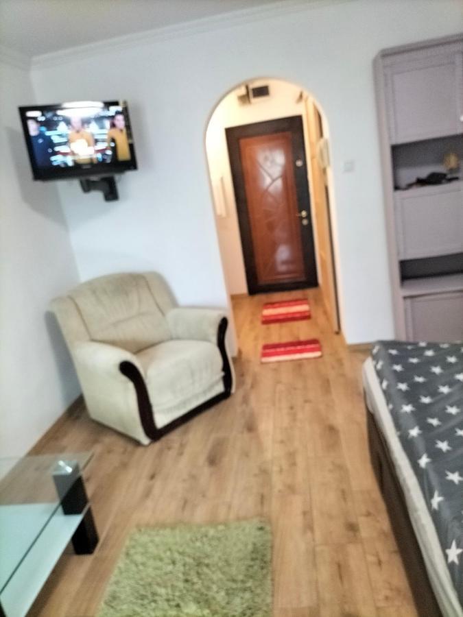 Regy Apartment Oradea Exterior foto