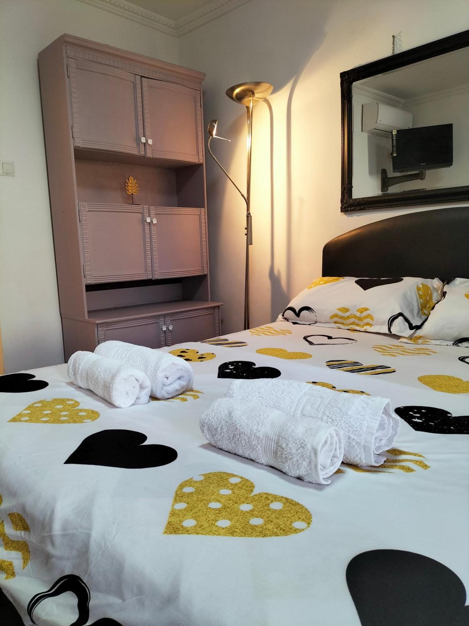 Regy Apartment Oradea Exterior foto